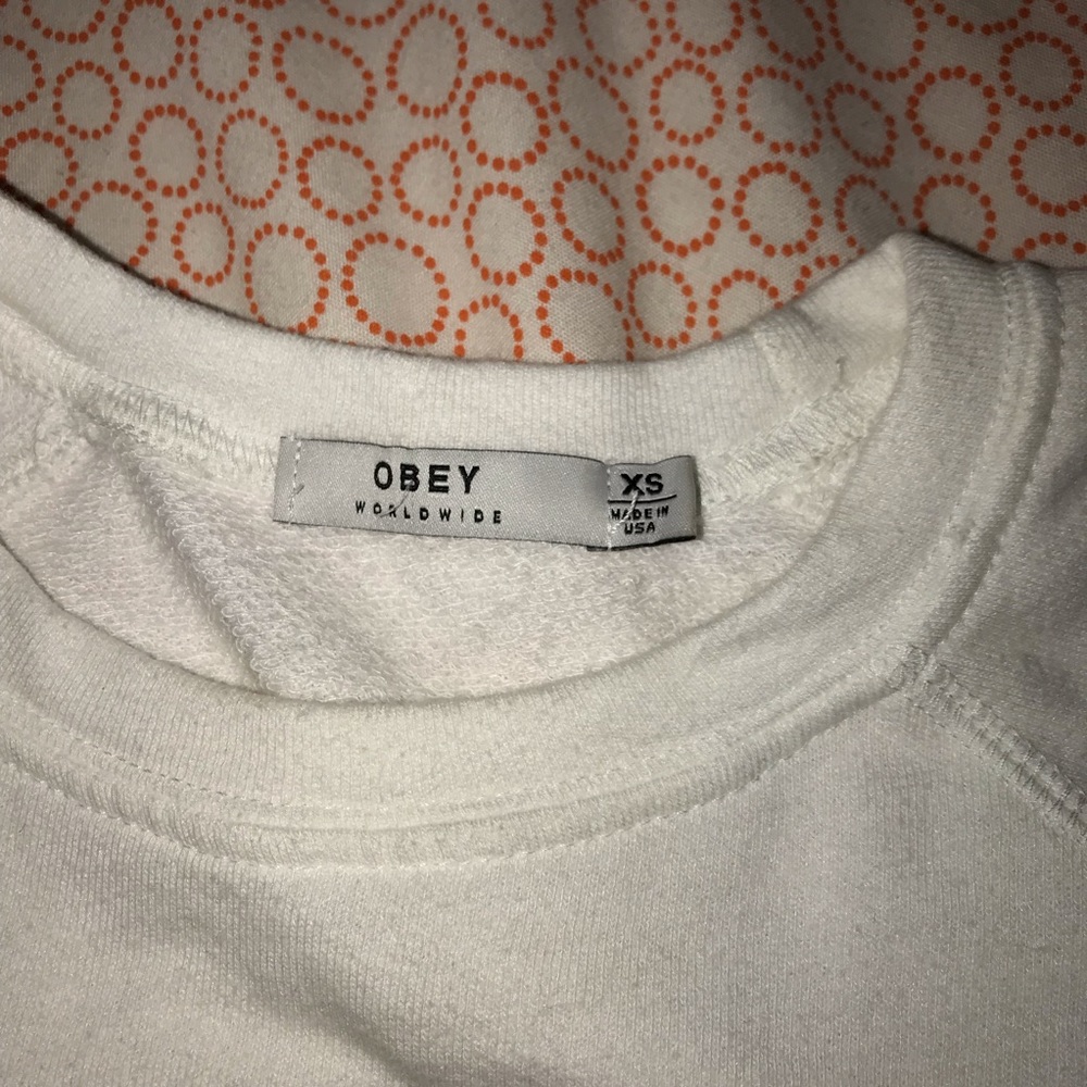 OBEY TOP FOR LESS! - Picture 3 of 4